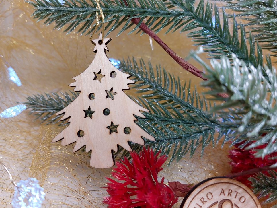 Vánoční dřevěná ozdoba - stromek